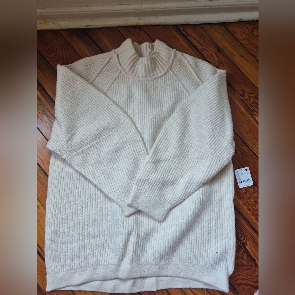 NWT Free People Cream Chunky Turtleneck Sweater